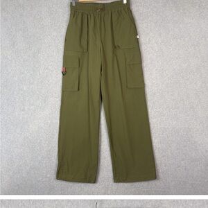 Fabletics unisex Small High Waisted Heights Cargo Hiking Pant in Dark Moss